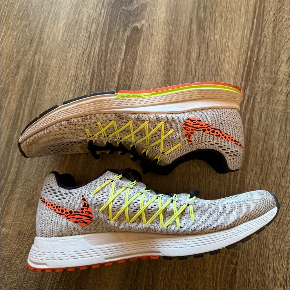 Women’s shoes